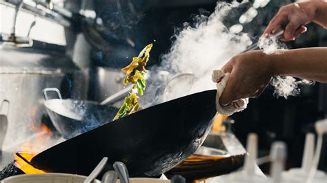 The Corona Wok: A Game Changer in Home Cooking